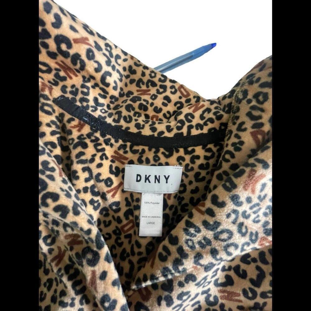 DKNY Cheetah Print Fleece 2PC Pajama Pant Set Long Sleeves LRG p16 - Picture 3 of 7